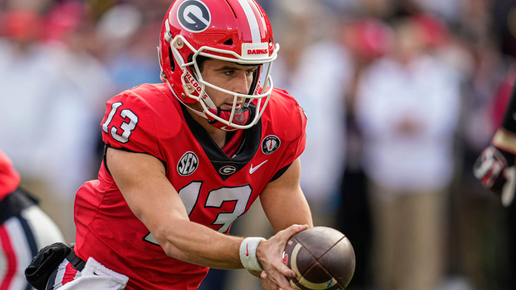 Stetson Bennett handing ball off