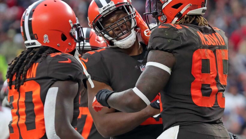 Cleveland Browns players celebrate