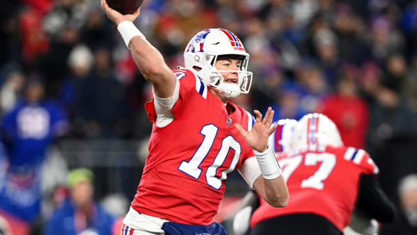 Mac Jones uncorks a throw