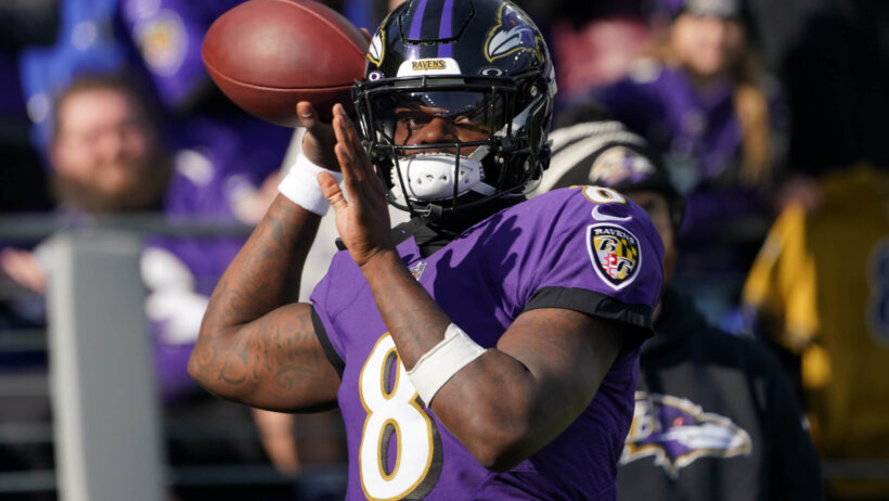 Lamar Jackson warming up