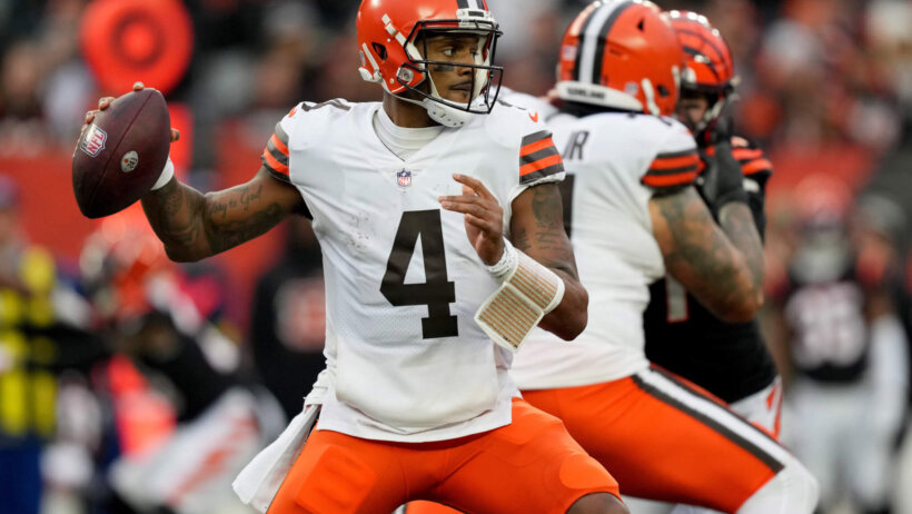 Cleveland Browns quarterback Deshaun Watson throws the football