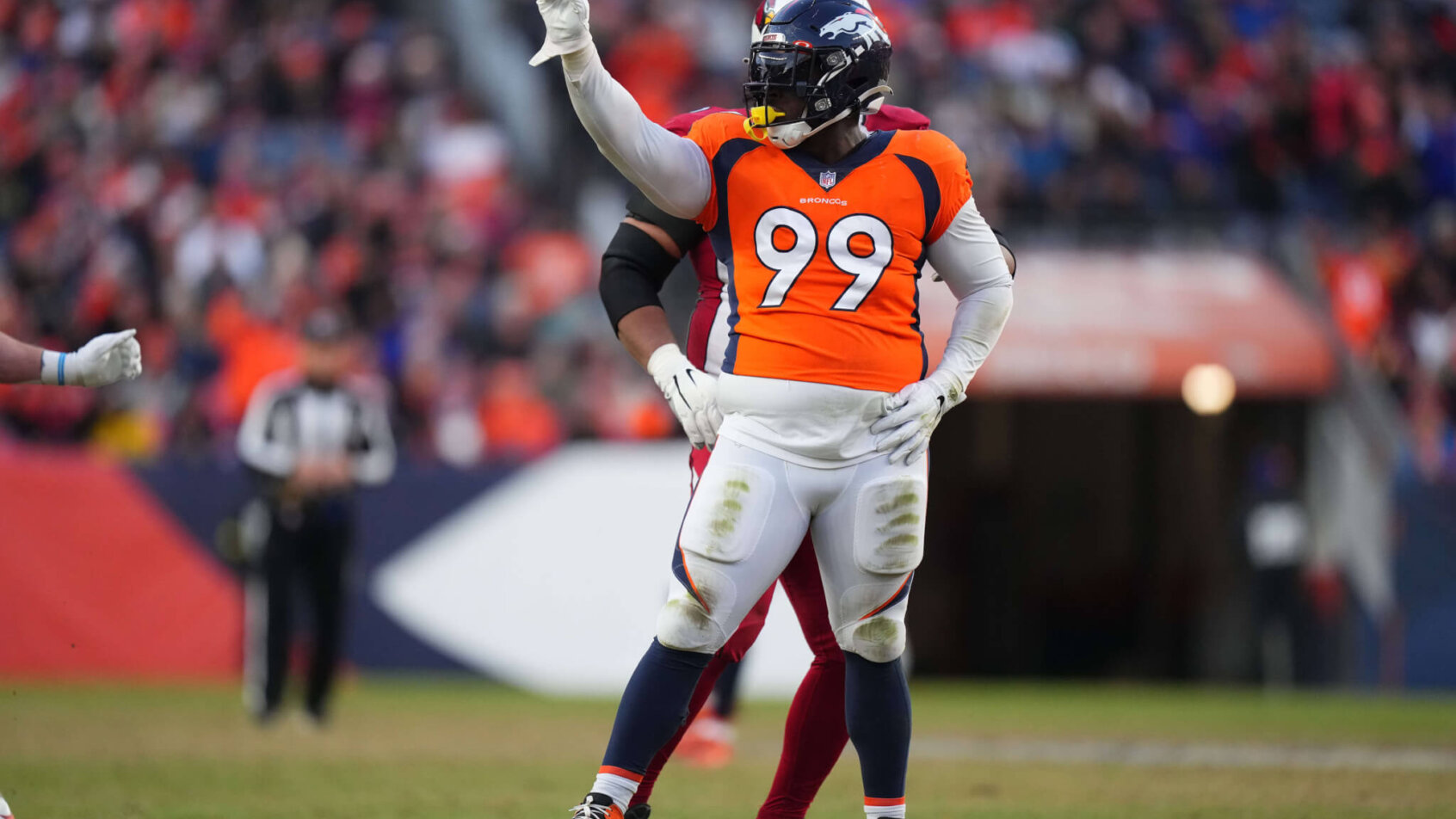 DeShawn Williams reacts after a big defensive play