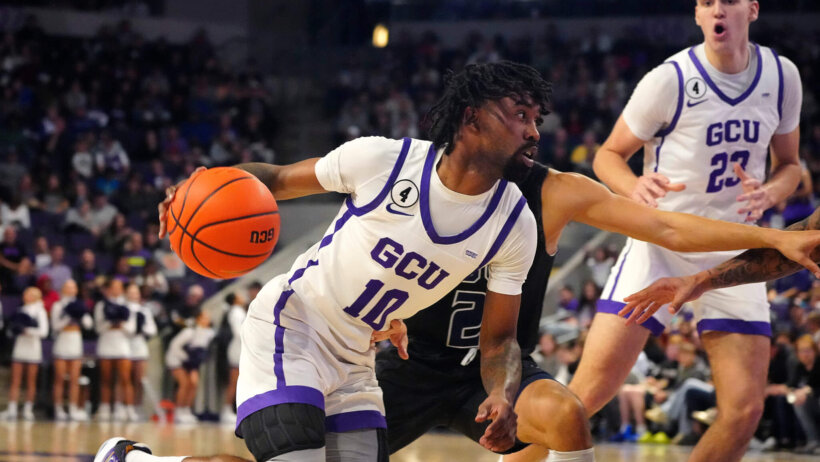 Grand Canyon guard Jovan Blacksher Jr dribbling
