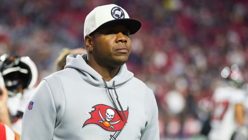 Tampa Bay Buccaneers offensive coordinator Byron Leftwich