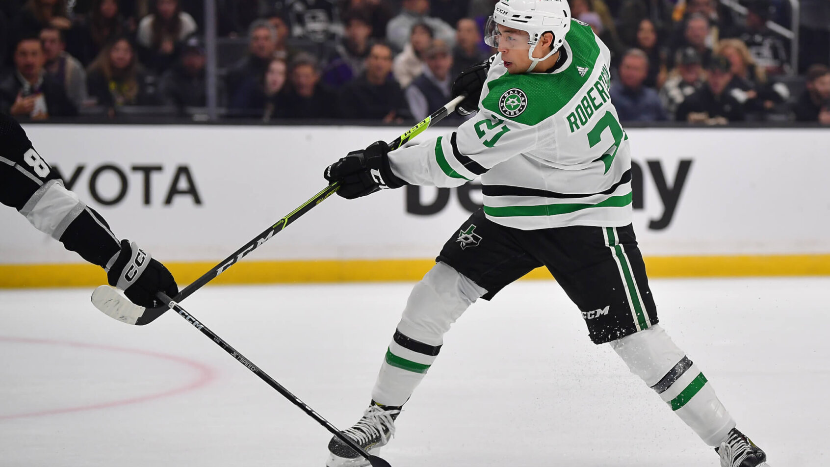 Dallas Stars left wing Jason Robertson shoots on goal