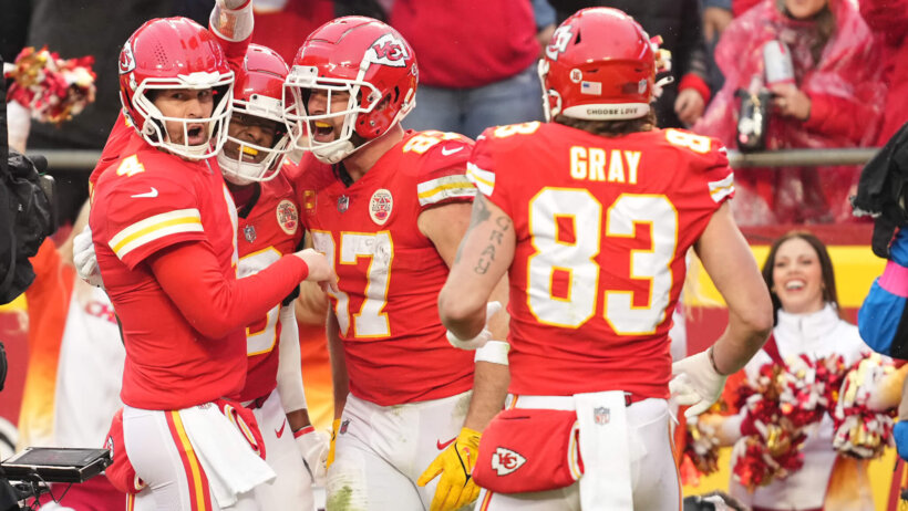 Kelce and Chiefs celebrate