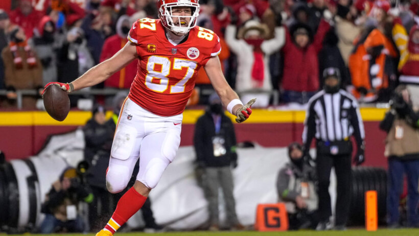Kansas City Chiefs tight end Travis Kelce. Super Bowl.