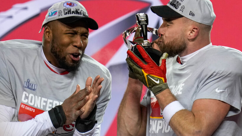 Kansas City Chiefs TE Travis Kelce celebrates after winning the AFC Championship.