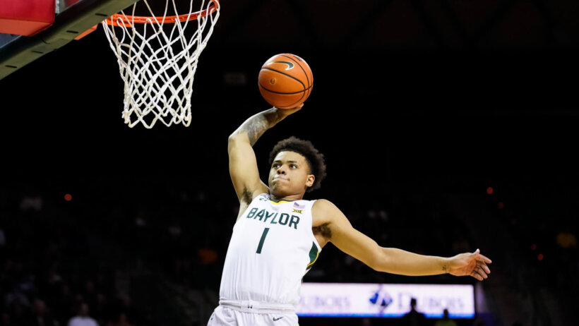 Keyonte George dunks; Baylor Bears