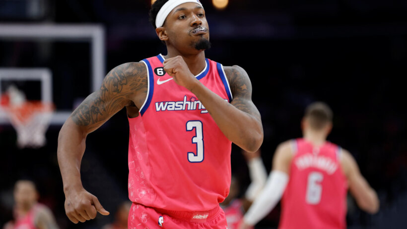 Bradley Beal arms in running motion
