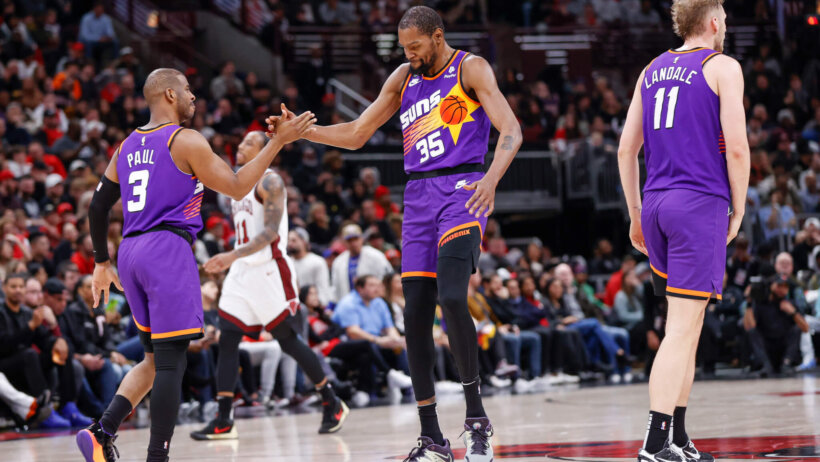 Phoenix Suns forward Kevin Durant. Suns vs Mavericks