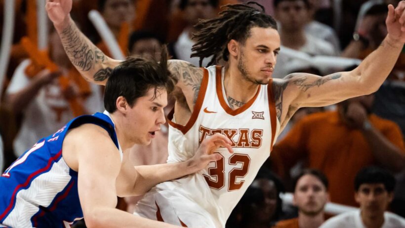 Bet on college basketball at Caesars Sportsbook