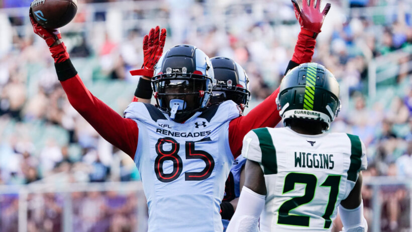 Arlington Renegades wide receiver Tyler Vaughns (85) celebrates a touchdown catch against the Orlando Guardians.