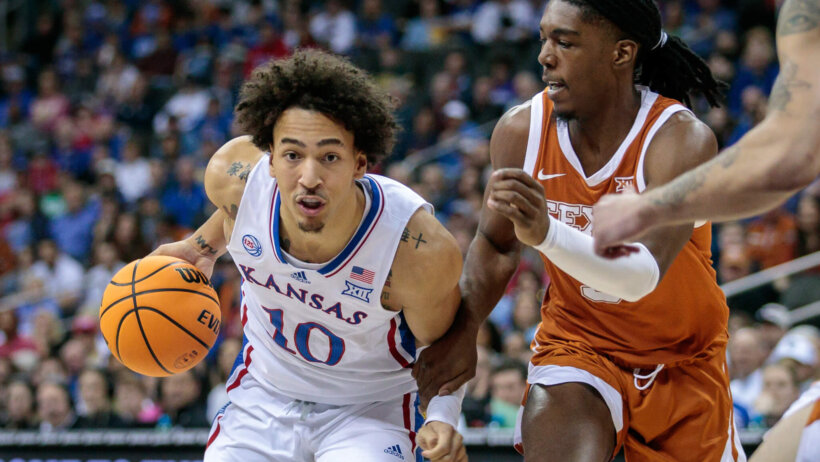 Jalen Wilson driving on defender
