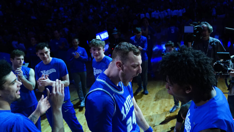 Xavier Musketeers player intros