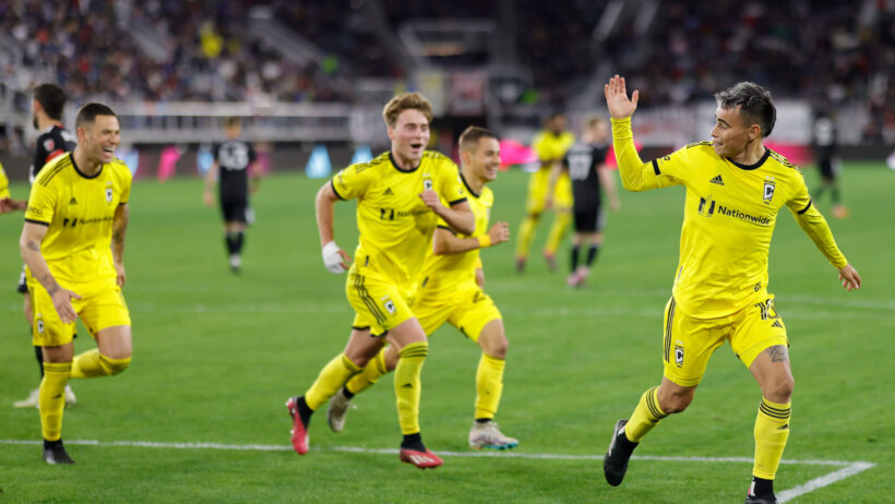 Columbus Crew midfielder Lucas Zelarayan (10) celebrates with teammates