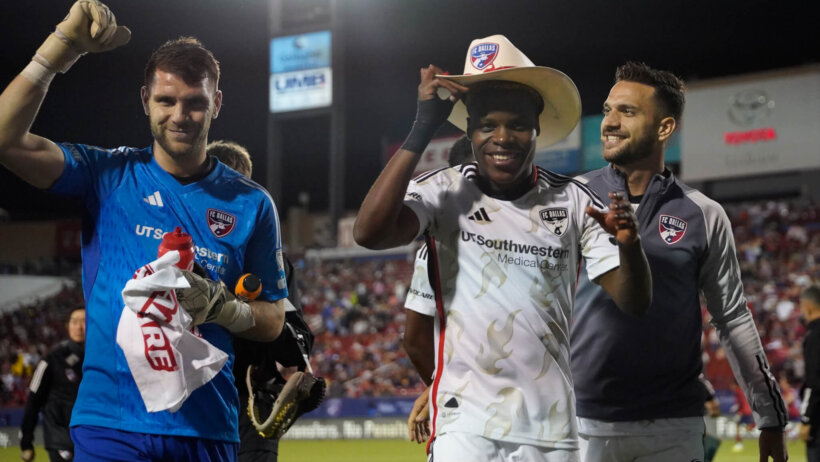 FC Dallas players celebrate