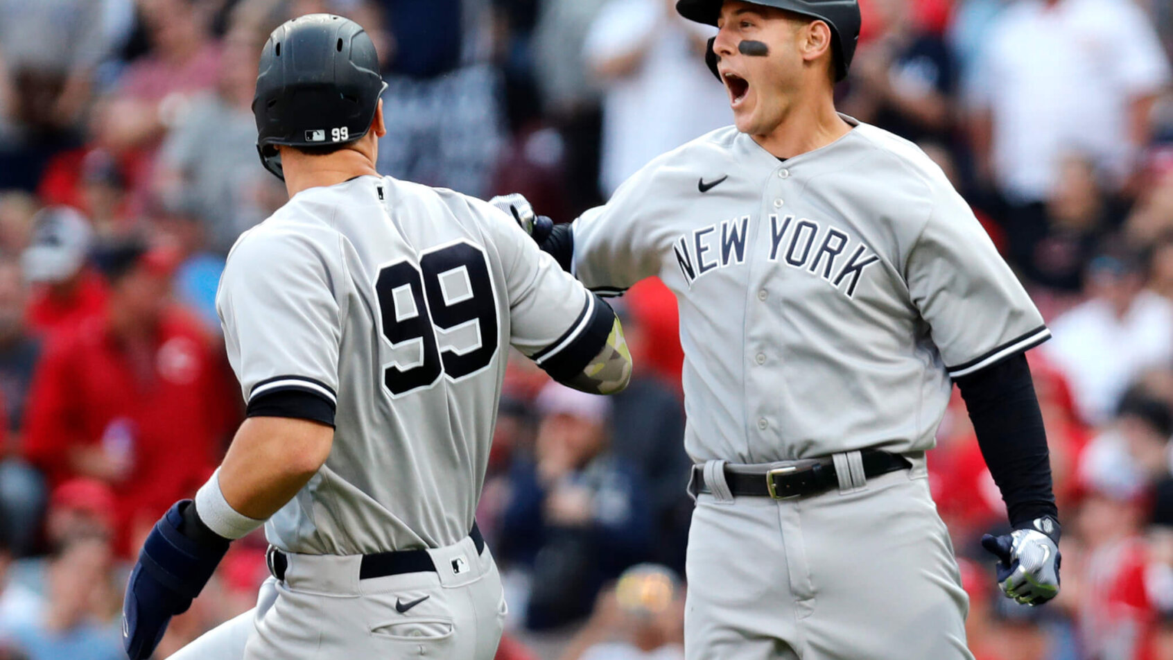 Aaron Judge and Anthony Rizzo celebration