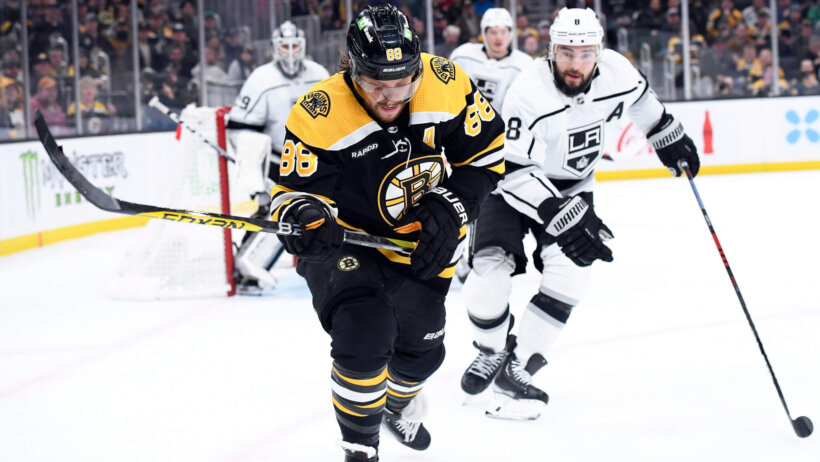 Boston Bruins right wing David Pastrnak against the Los Angeles Kings