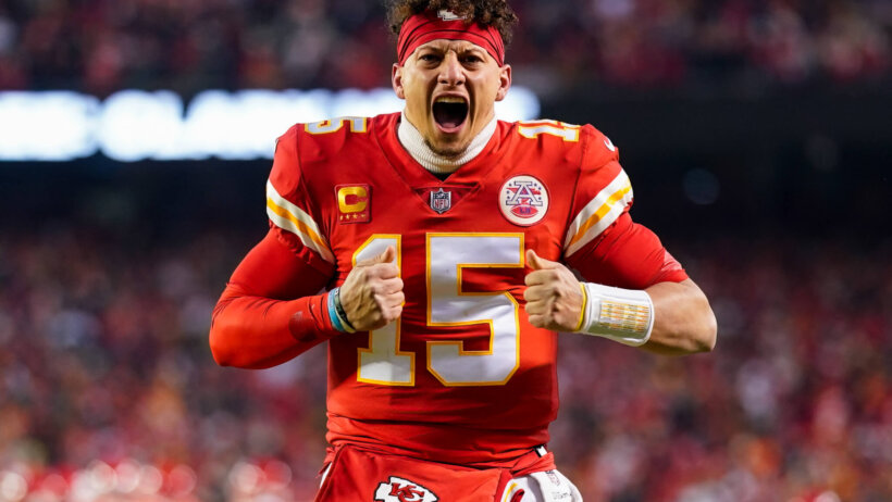 Patrick Mahomes pumped up reaction in the pregame.