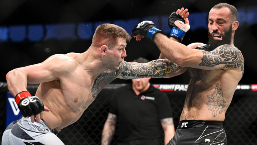 Marvin Vettori fighting Roman Dolidze