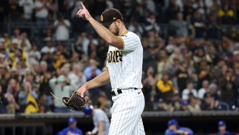 Michael Wacha salutes the crowd