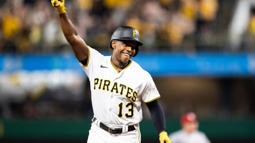 Ke'Bryan Hayes home run celebration