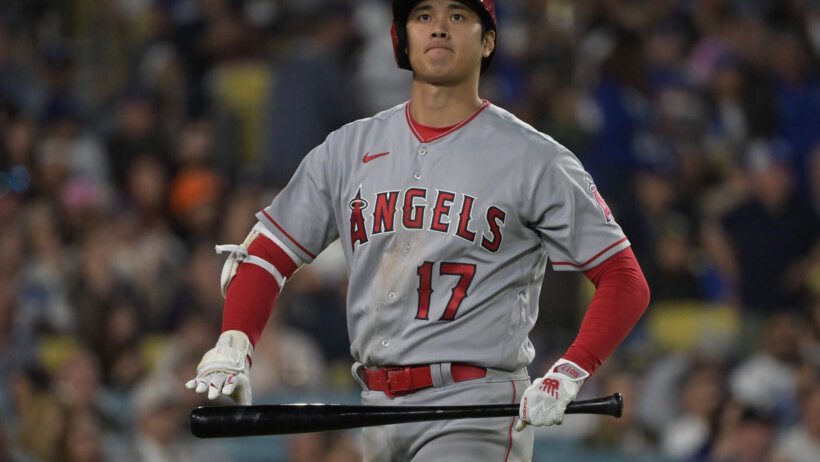 Shohei Ohtani holding bat