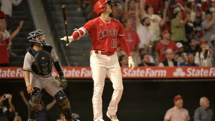 Shohei Ohtani bat flip