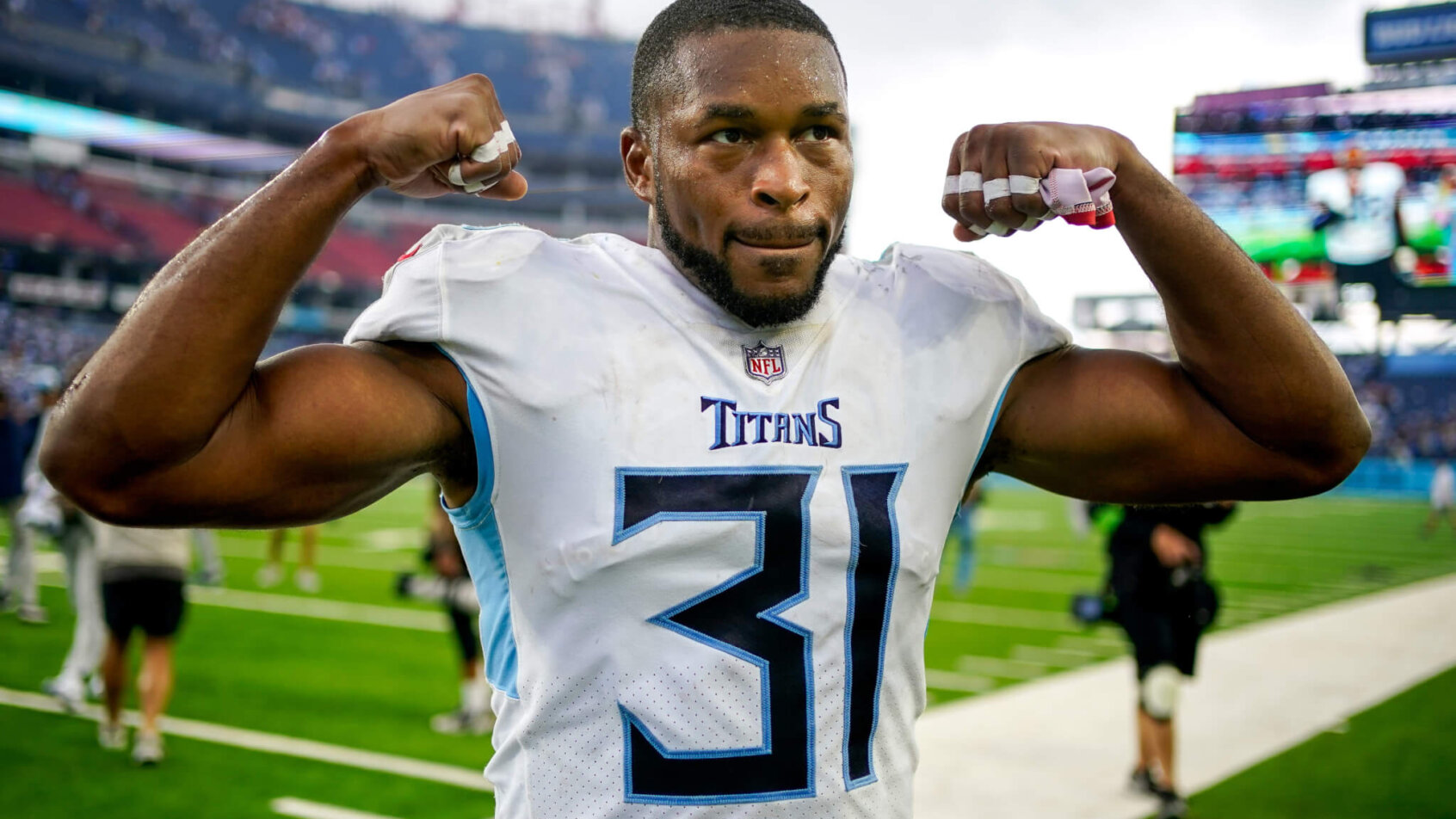 Tennessee Titans safety Kevin Byard (31) celebrates