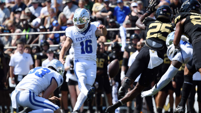 Kentucky Wildcats football.