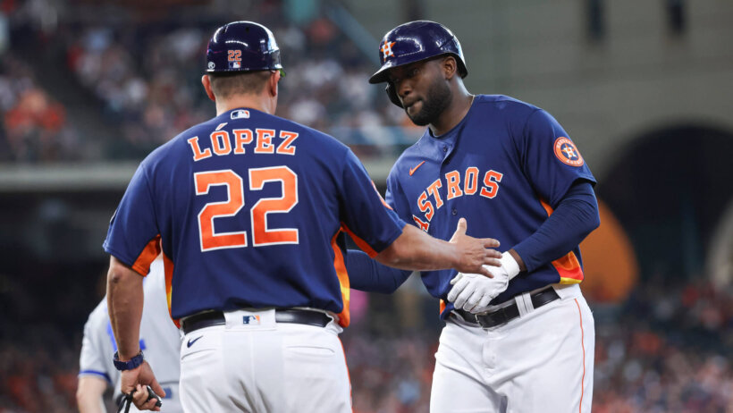 The Houston Astros and Seattle Mariners are battling for an AL Wildcard playoff spot