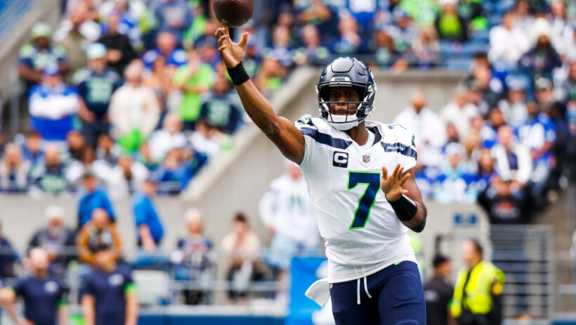 Seattle Seahawks quarterback Geno Smith (7) passes against the Carolina Panthers