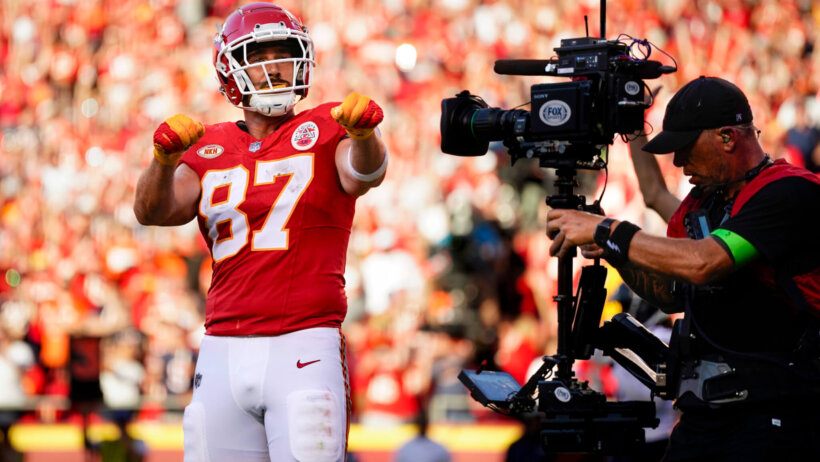 Travis Kelce TD celebration