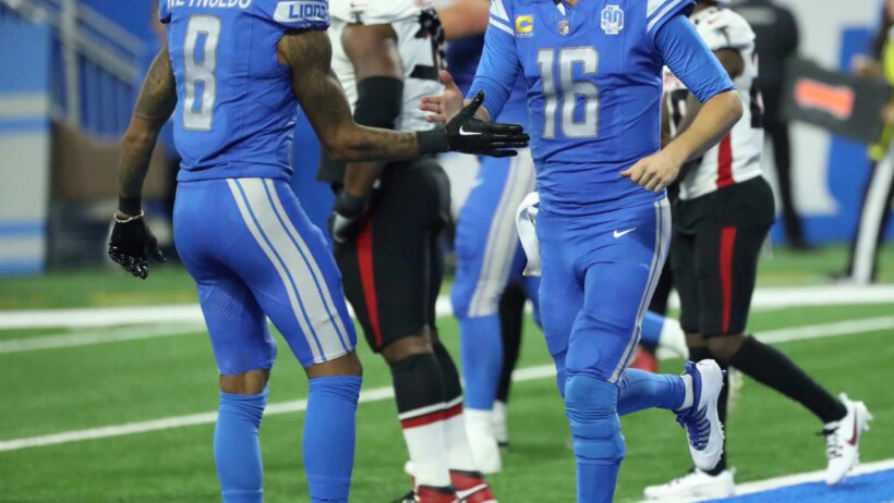 Detroit Lions QB Jared Goff celebrates.