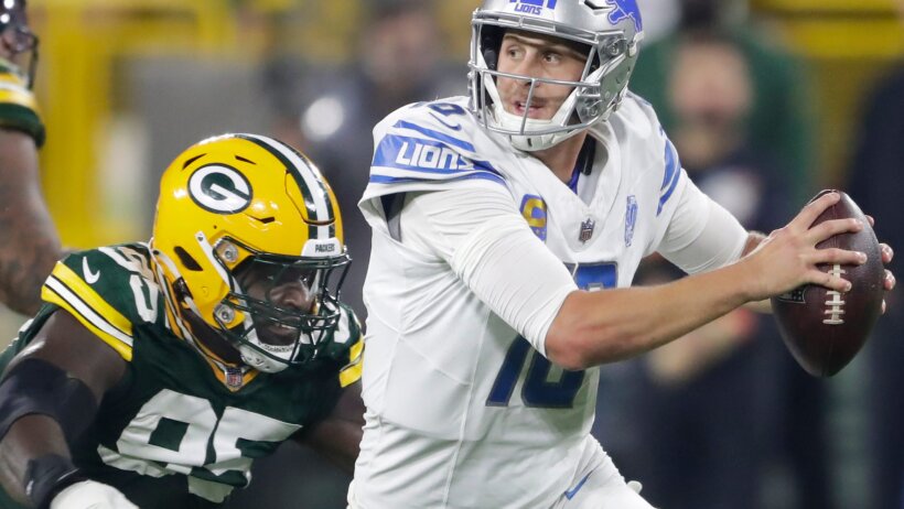 The Lions are 7.5-point home favorites over the Packers.