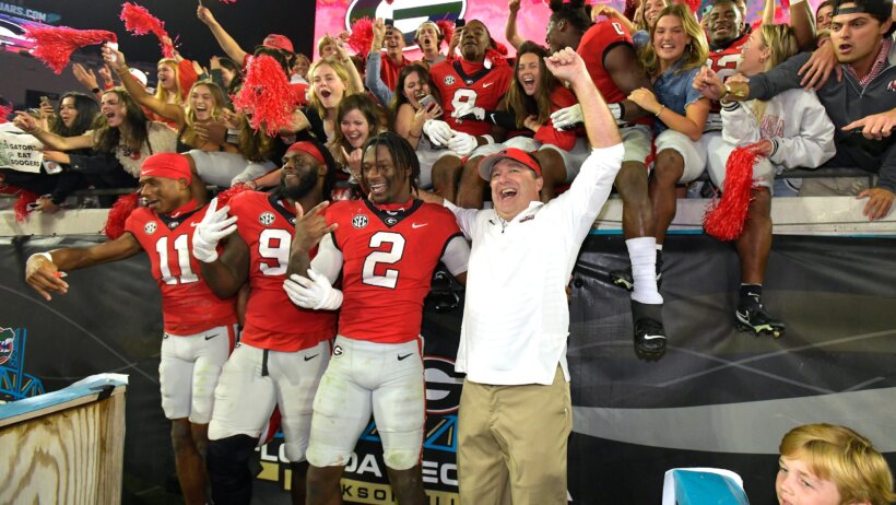 The top-ranked Georgia Bulldogs are 14.5-point road favorites at the Florida Gators.
