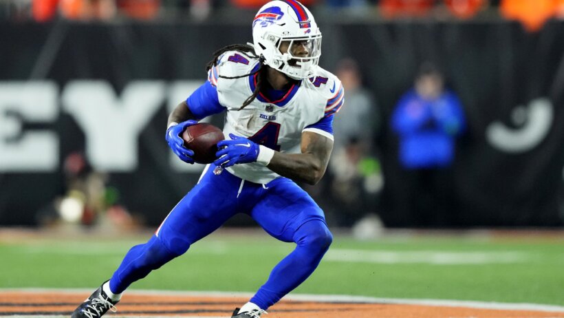 In the Broncos vs Bills NFL public betting splits, favored Buffalo is drawing the majority of moneyline action.