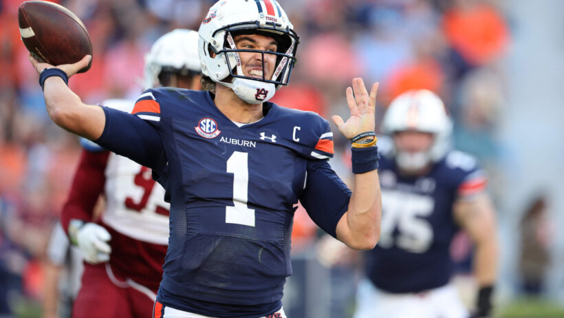 Auburn Tigers quarterback Payton Thorne throws a pass