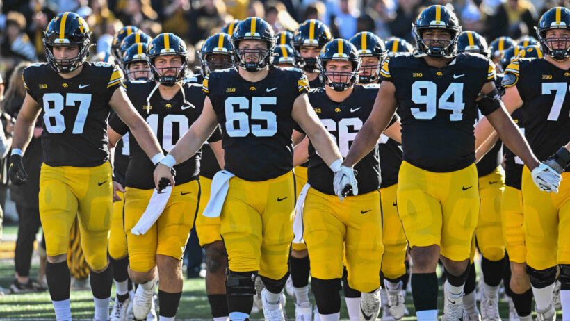 Iowa Hawkeyes take the field