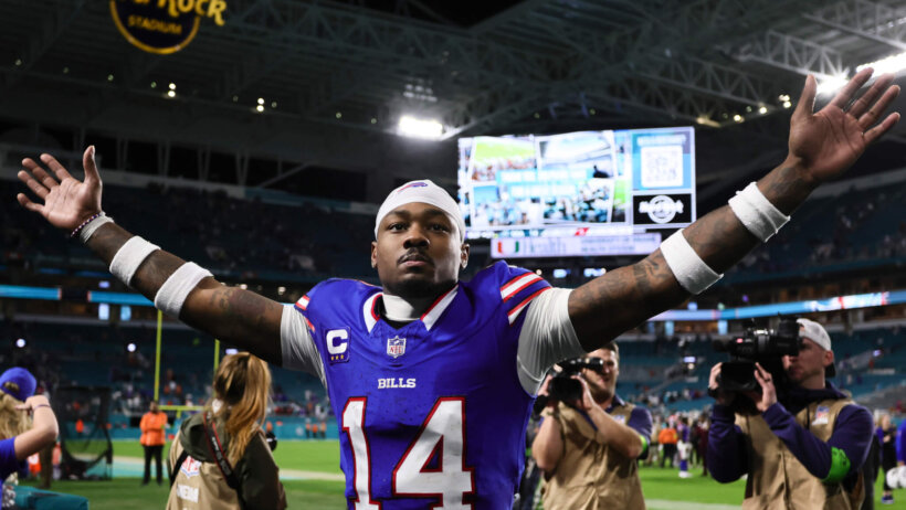 Buffalo Bills wide receiver Stefon Diggs celebrates