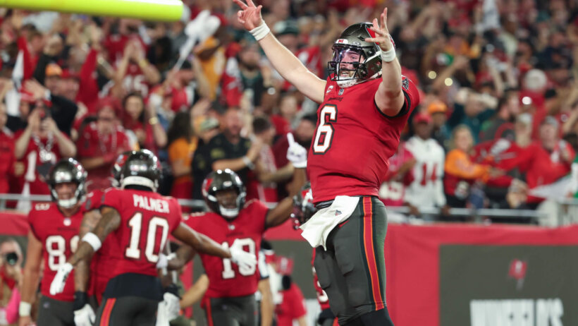 Baker Mayfield celebrating