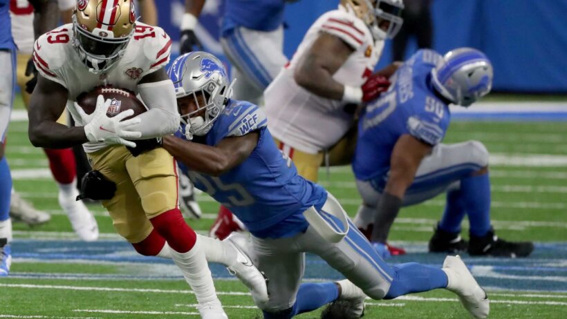 San Francisco 49ers receiver Deebo Samuel making a catch against the Detroit Lions