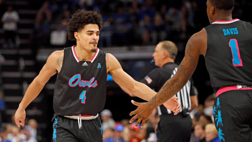 Florida Atlantic Owls guards Bryan Greenlee and Johnell Davis