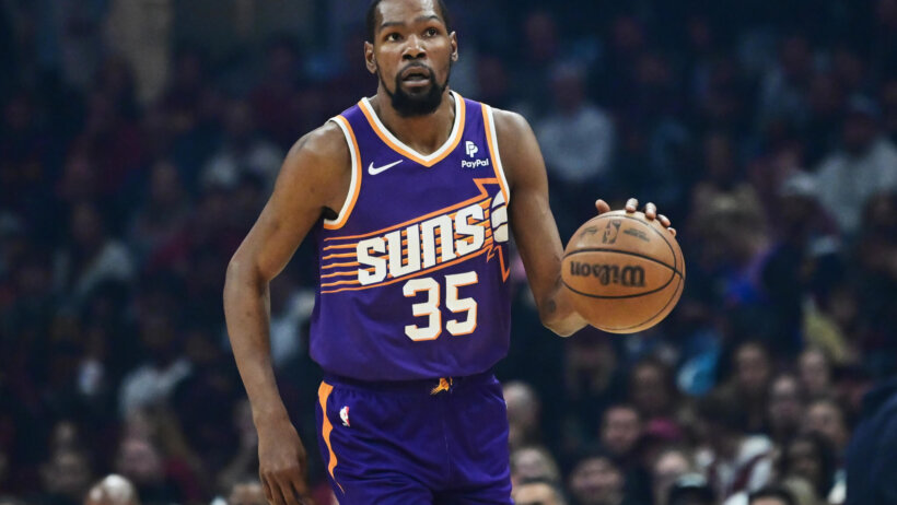 Phoenix Suns forward Kevin Durant brings the ball up court during the first half against the Cleveland Cavaliers
