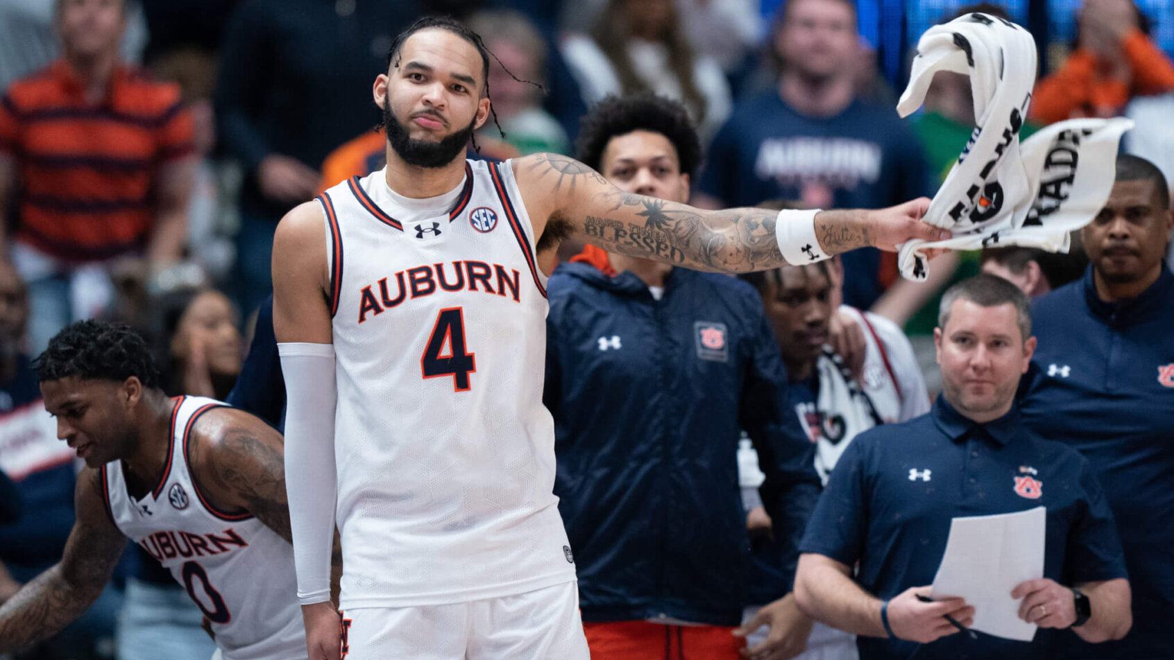 Auburn Tigers forward Johni Broome