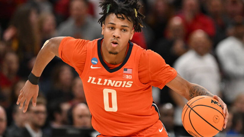 Illinois Fighting Illini guard Terrence Shannon Jr dribbling