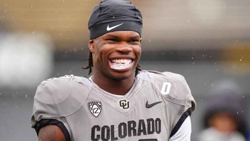 Colorado Buffaloes cornerback Travis Hunter warms up before a spring game event