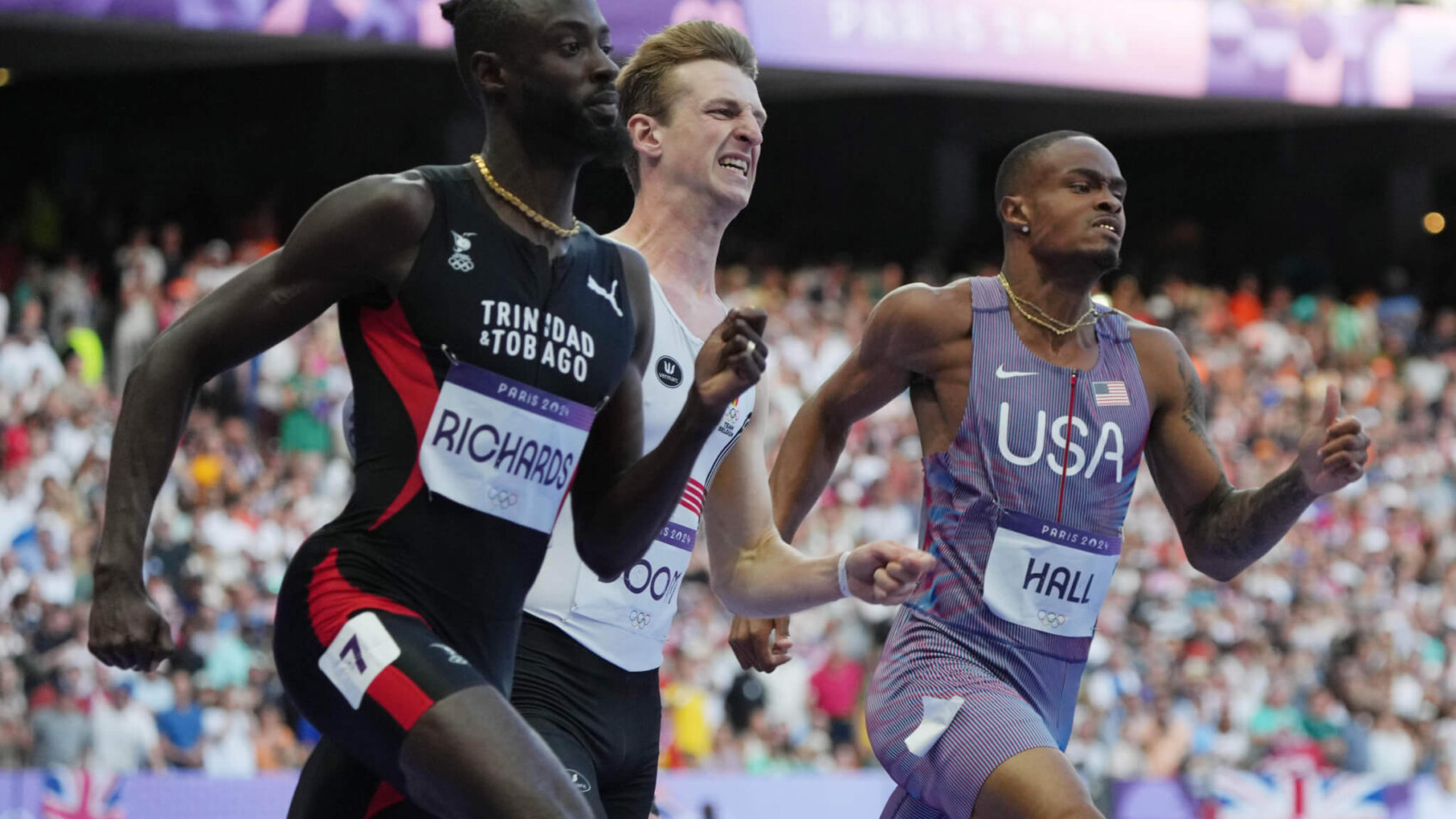 Quincy Hall running in the 400m semifinal at the 2024 Paris Olympics