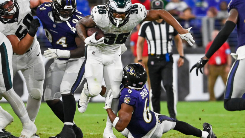Philadelphia Eagles running back Kendall Milton rushes the ball against the Baltimore Ravens